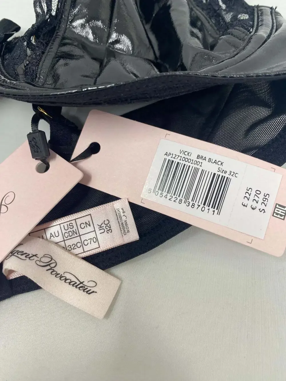 Agent Provocateur Vicki Black Bra NWT $295